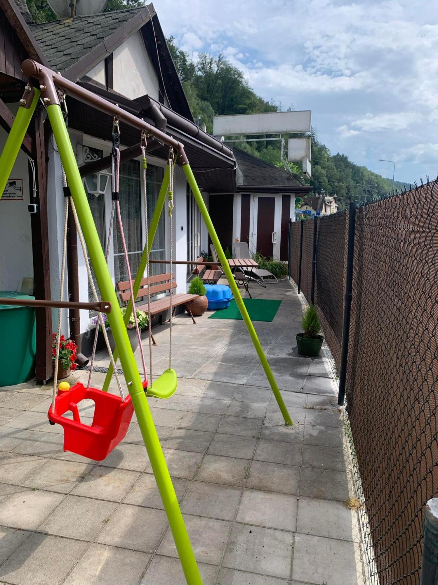 Apartman Hranice - ฮเรนสโก ภายนอก รูปภาพ